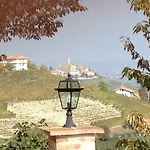 Palazzo D'assi - Πανσιόν Monforte dʼAlba