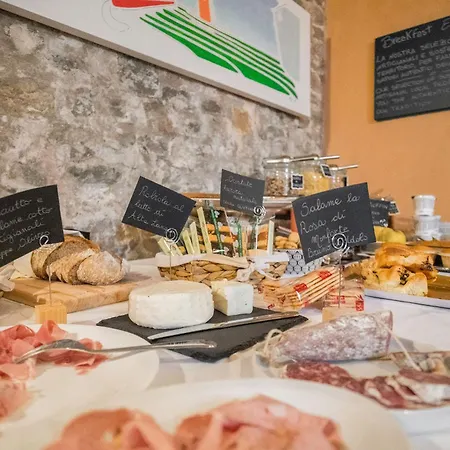 Palazzo D'assi - 4* Monforte dʼAlba