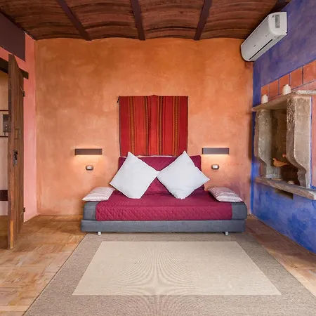 Pensjonat Palazzo D'assi - Monforte dʼAlba