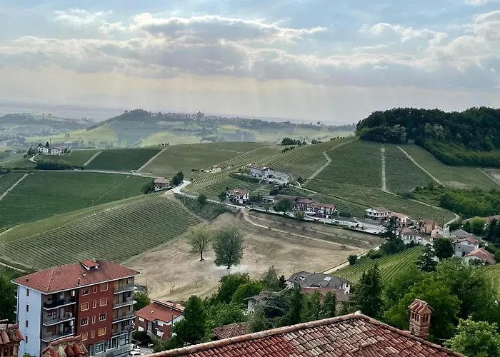 Palazzo D'assi - Monforte dʼAlba