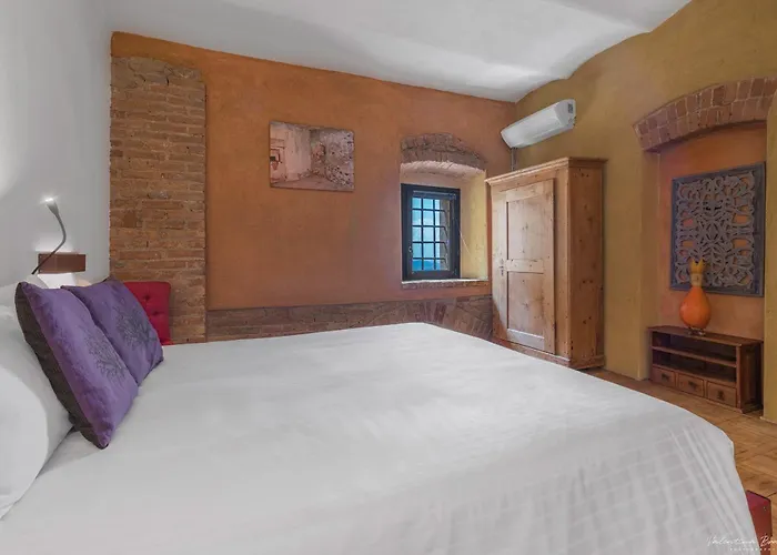 Palazzo D'assi - Gasthof Monforte dʼAlba