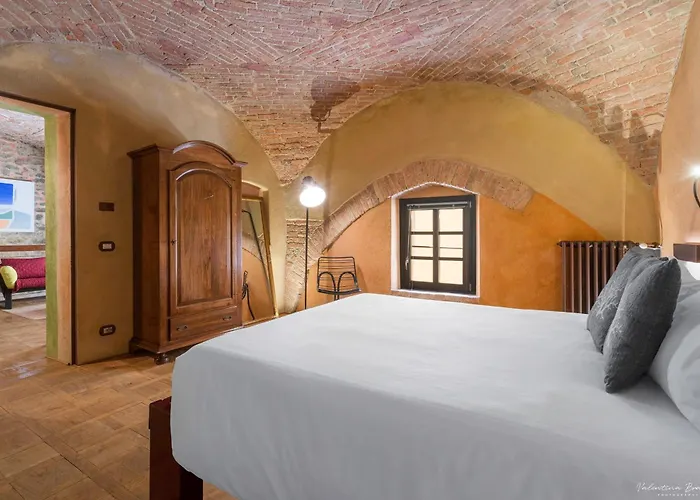 Palazzo D'assi - 4* Monforte dʼAlba
