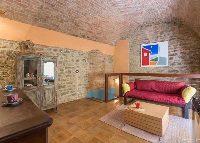 Konukevi Palazzo D'assi - 4*