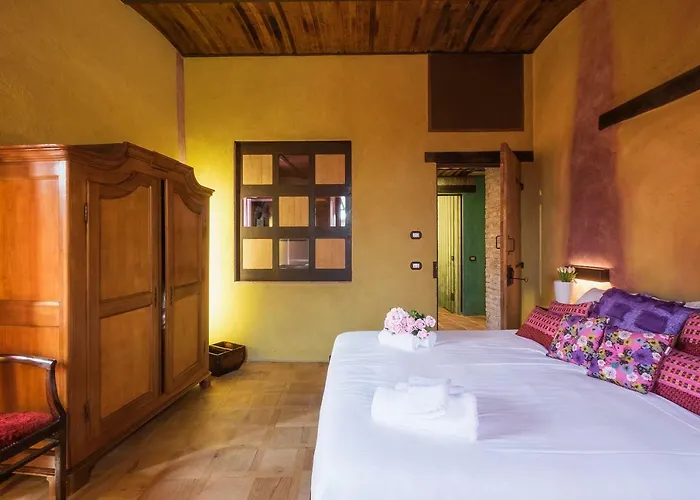 Gasthof Palazzo D'assi - Monforte dʼAlba